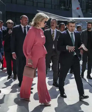 Belçika Kraliçesi Mathilde’den Baykar’a Kritik Ziyaret: Avrupa’nın Gözü Türk SİHA Teknolojilerinde