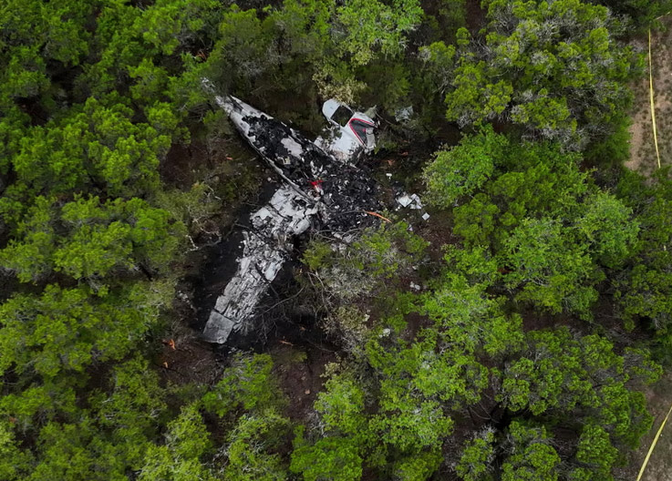 Cessna 421C Teksas’ta Ormana Düştü: 5 Kişi Hayatını Kaybetti