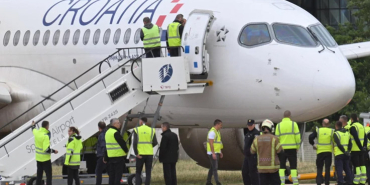 Split Havalimanı’nda Korku Dolu Anlar: Croatia Airlines Uçağı Pistten Çıktı