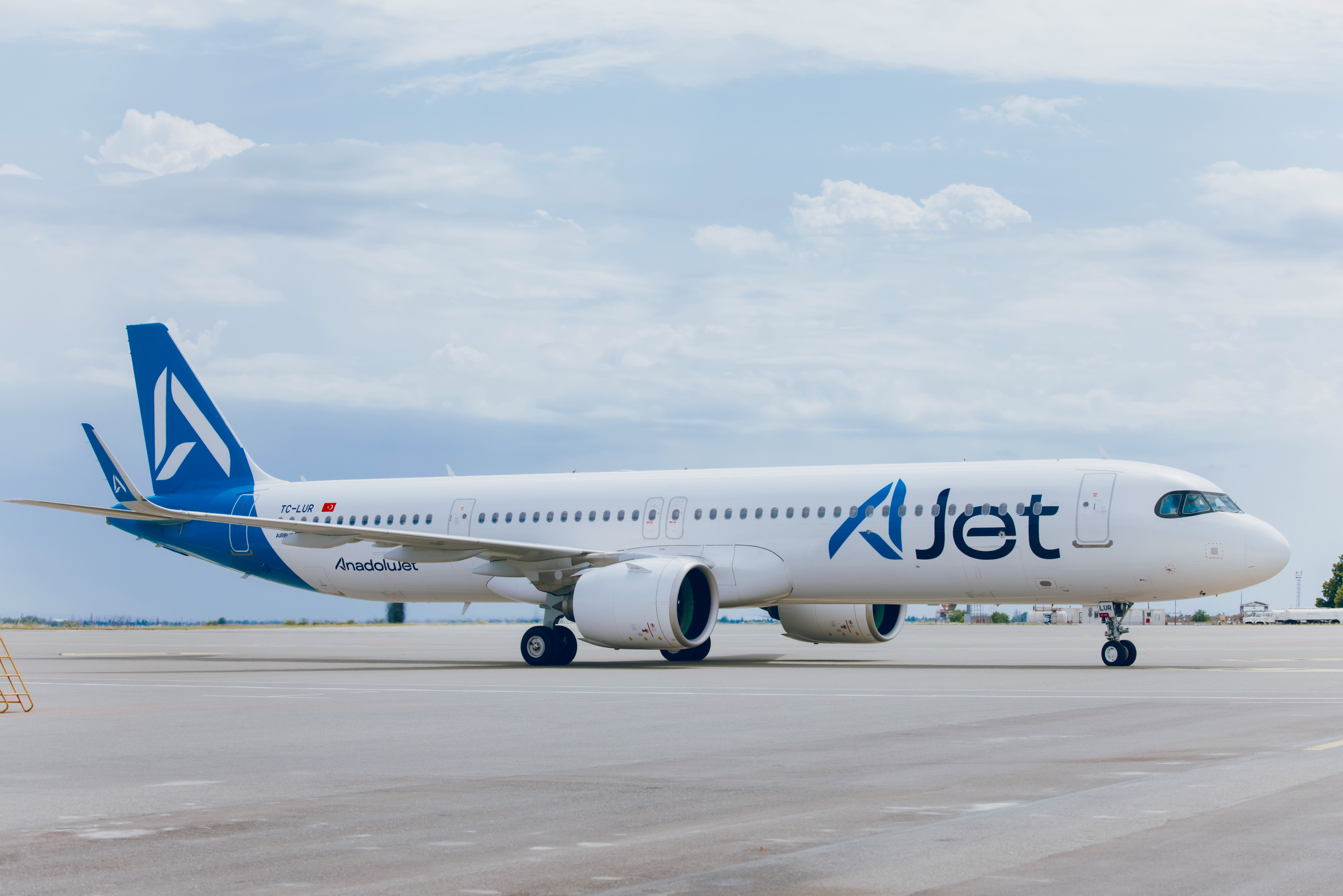 AJet, BOC Aviation ile 5 Airbus A321neo Anlaşması İmzaladı
