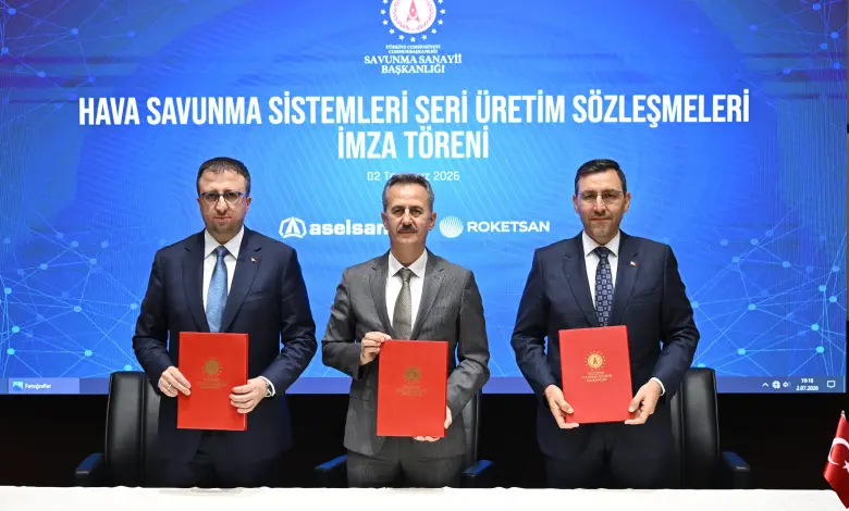 ASELSAN, ROKETSAN ve SSB arasında HİSAR-A ile HİSAR-O hava savunma sistemlerinin seri üretimi için 1,47 milyar euroluk yeni sözleşme imzalandı.