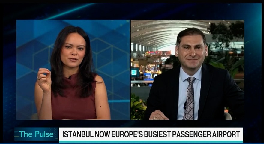 İGA İstanbul Havalimanı CEO’su Selahattin Bilgen ve İstanbul Havalimanı terminali
