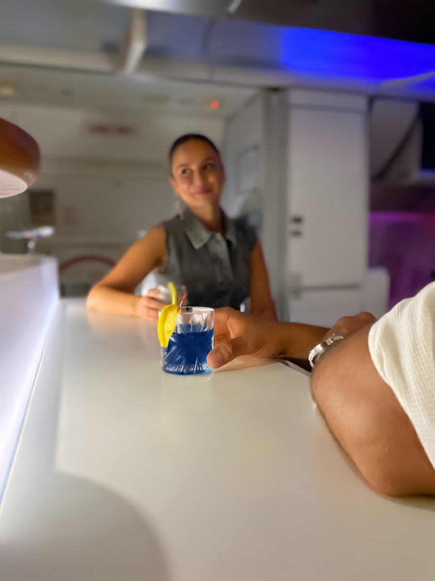 MGA’nın Boeing 777-300ER’inde yolculara özel yeni alan