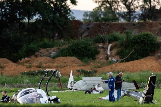 Pennsylvania’da polis helikopteri ile Cessna 150’nin çarpıştığı Carlisle Regional Airport’taki kaza alanı