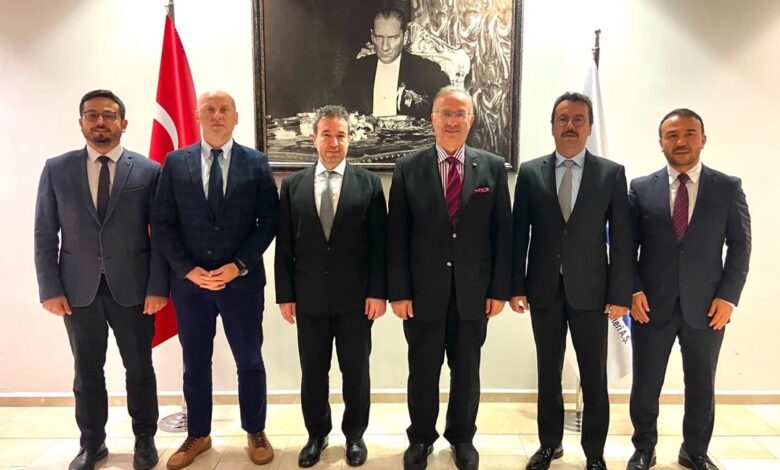 AJet Heyeti Sabiha Gökçen Havalimanı’nda Dınkırcı’yı Ziyaret Etti 1 Ajet Hava Yolları Haberleri AJet AJet yönetiminin Sabiha Gökçen Havalimanı Mülki İdare Amiri Bekir Dınkırcı ziyareti