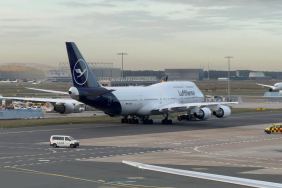 Lufthansa, Manchester’da 371 Yolcu İçin İkinci 747’yi Gönderdi 20 Havacılık Haberleri THY a-lufthansa-boeing-747-400-taxiing