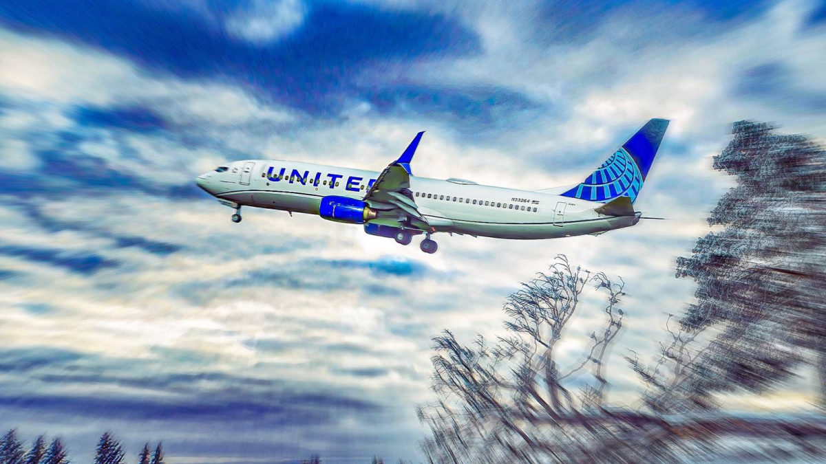 united-airlines-737-max-8-mock-up