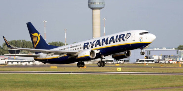 0_Mum-gets-C2A34k-payout-after-cup-of-tea-spills-on-her-lap-during-Ryanair-flight
