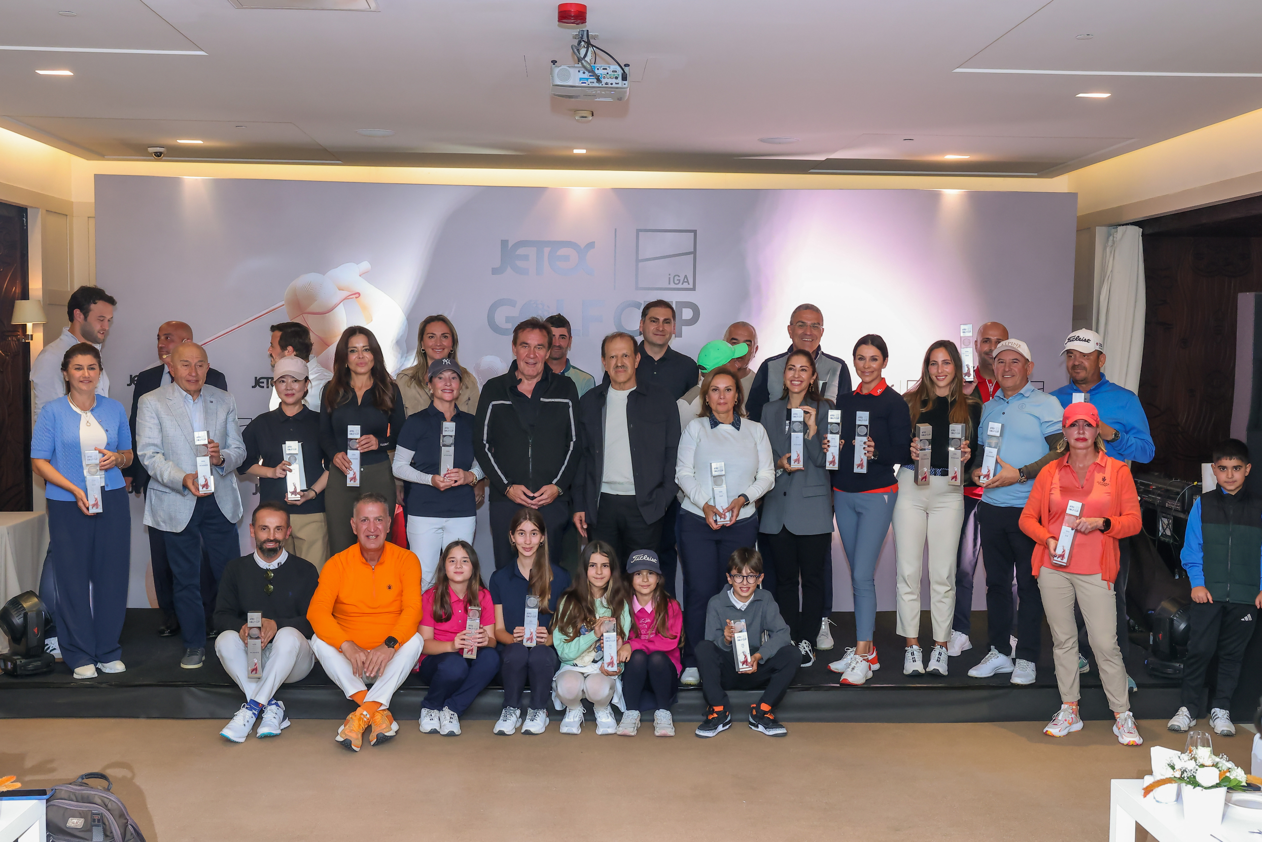 264 golfçünün katıldığı JETEX-İGA Golf Cup’ta ödüller sahiplerini buldu 6 Havalimanları JETEX-İGA 1791369836_G__rsel_9