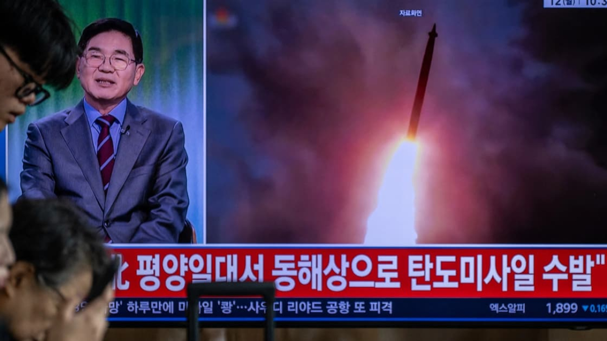 1a9116e2-52fd-4f24-a310-66da927ac189-SourceAFP__20261012__D2XK9DX__v4__HighRes__TopshotSkoreaNkoreaConflict_cropped_1
