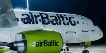 2023_01_02_airBaltic_39th_A220-300_4-scaled-1