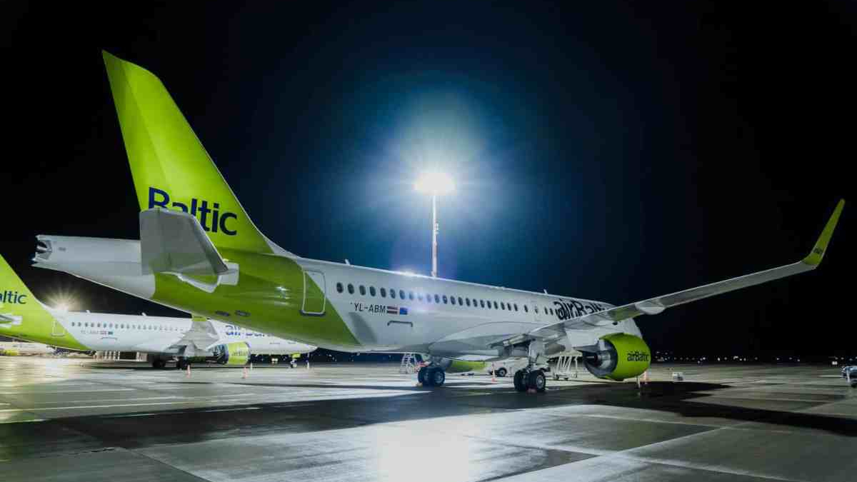 2023_01_02_airBaltic_39th_A220-300_5-scaled-1