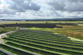 Glasgow Havalimanı’nda 10 MW’lık güneş santrali devrede 16 DHMİ 2026-10-15-agsairports-gks-1200w-2026-10-16-12-58-28