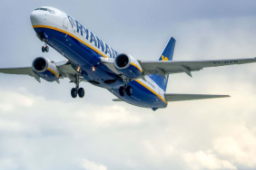 Ryanair, Berlin ve Hamburg kapasitesini azaltıyor 20 Askeri Havacılık Alman Patriot birliği Ryanair yolcu uçağı