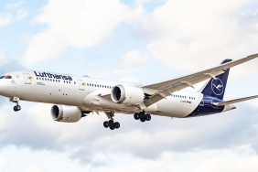 Lufthansa 747-8, Los Angeles’ta pas geçme yaptı 19 Havacılık Haberleri Jetstar 4_Lufthansa-Boeing-787-jet-airplane-landing