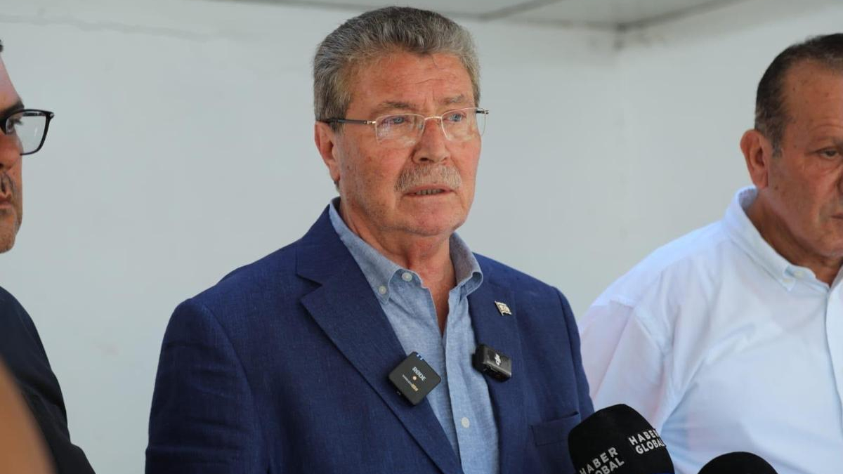 KKTC BAŞBAKANI ÜSTEL: "KAYIPLARI ARAMA ÇALIŞMALARIMIZ HAVADA, KARADA VE DENİZDE DEVAM EDİYOR" "BATAN GEMİDE ULAŞILMAMIŞ ALAN KALMADI, VDR POLİSE TESLİM EDİLDİ"