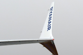 6_B737M8-Ryanair