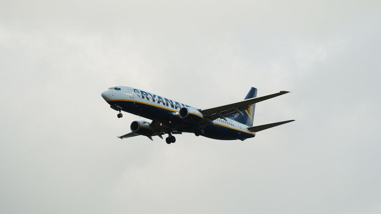 Ryanair Uçağı Fırtına Nedeniyle İspanya’ya Yönlendirildi 6 Havacılık insan kaynakları 72a5208c00ba226981b7fa0e1d163b14Y29udGVudHNlYXJjaGFwaSwxNzkwMjYwNTY2-2.6565654