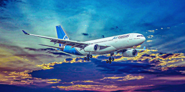 797-air-transat-airbus-a330-ross-howey-photo-_-shutterstock