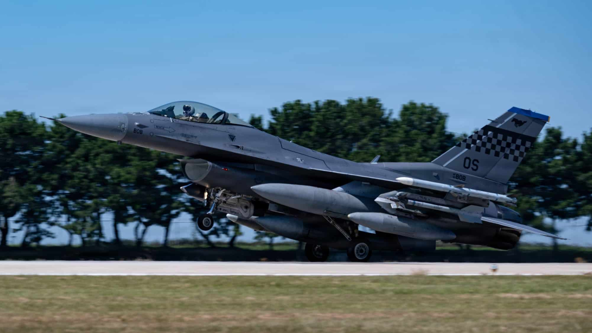 260915-F-JD534-1111