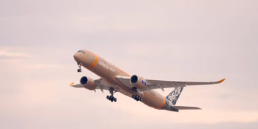 Airbus A350F kargo uçağı prototipi