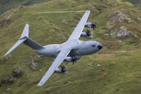 RAF, yangın söndürmede Chinook ve A400M kullanacak 8 Havayolları Kabin memurunun skandal görüntüleri ile ilgili soruşturma açıldı A400M-480x289-1