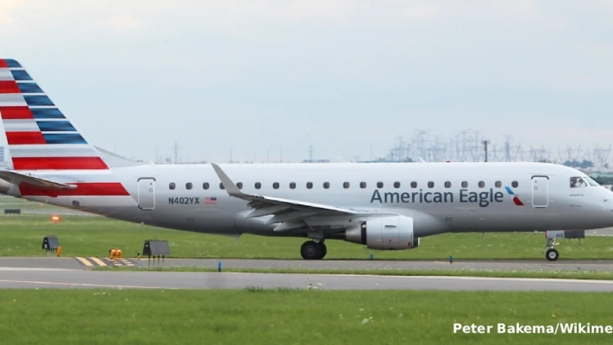 American-Airlines-Embraer-175