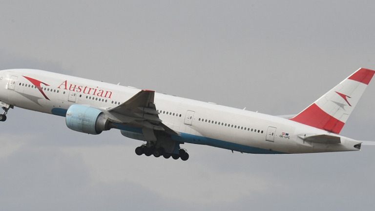 DSC_0634_OE-LPC_AUA_Boeing_777_Huber_DRR