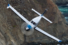 Epic E1000 AX İçin Garmin Autoland Sertifikası 17 Roketsan Haberleri Sanayii FEATURED-epic-e1000-ax-autoland-turboprop-in-flight