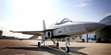 Polonya FA-50GF hafif savaş uçağı