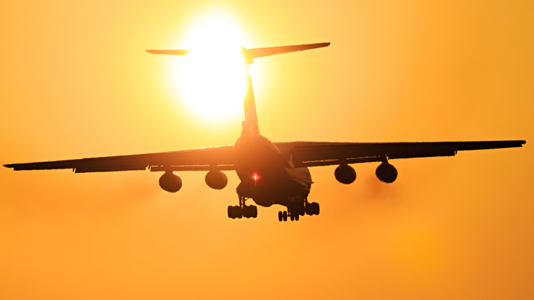 Ilyushin_Il-76_8438492156-1