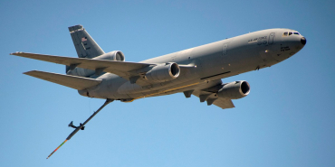 KC-10 Extender tanker uçağı