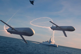 MBDA Remote Carrier Compact demonstratörünün Airbus A400M nakliye uçağından fırlatılışını gösteren tasarım görseli