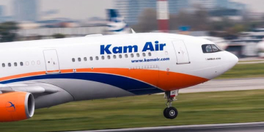 Kam Air yolcu uçağı