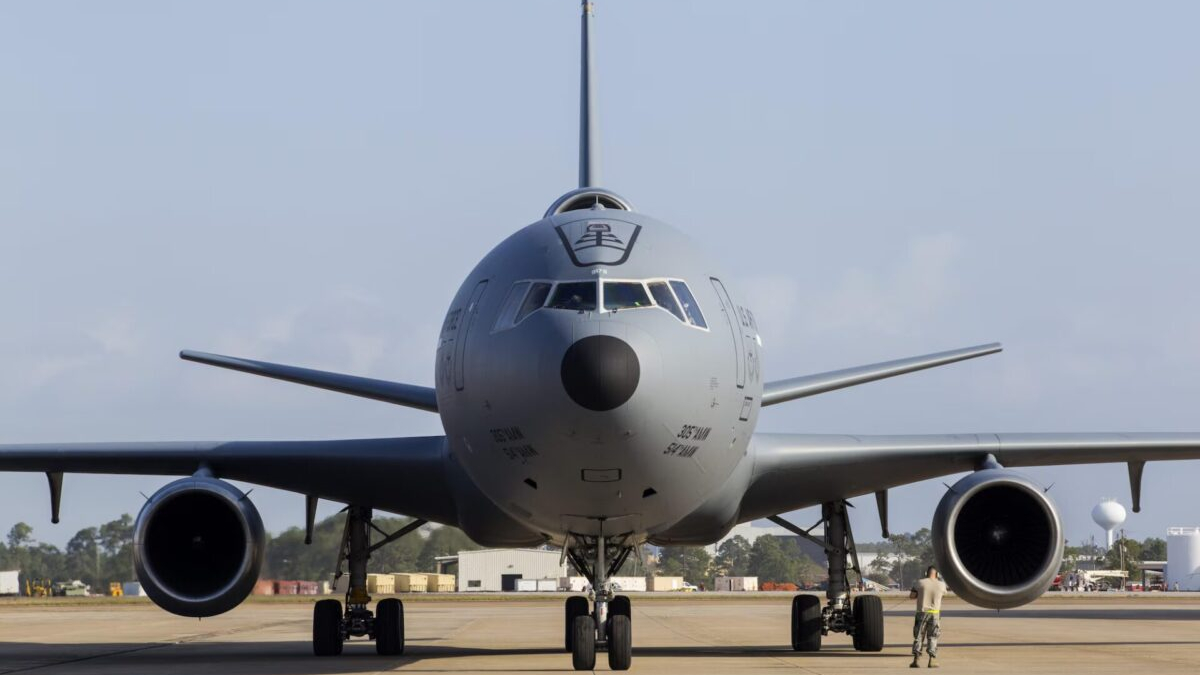 USAF-KC-10-Extender-1200x800-1