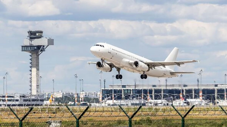 TUI, Gatwick’ten Atina’ya yeni rota açıyor 6 Havacılık & Savunma 130 milyon euroluk c76eb234-bc06-4c44-b5bd-2dfc39b252bc