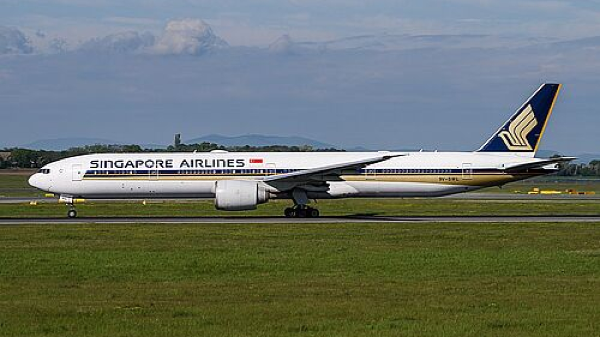 csm_Singapore_Airlines_Boeing_777_Medical_Flughafen_Wien_Mai_2023_Foto_Tobias_Bosina_03_5994a05527