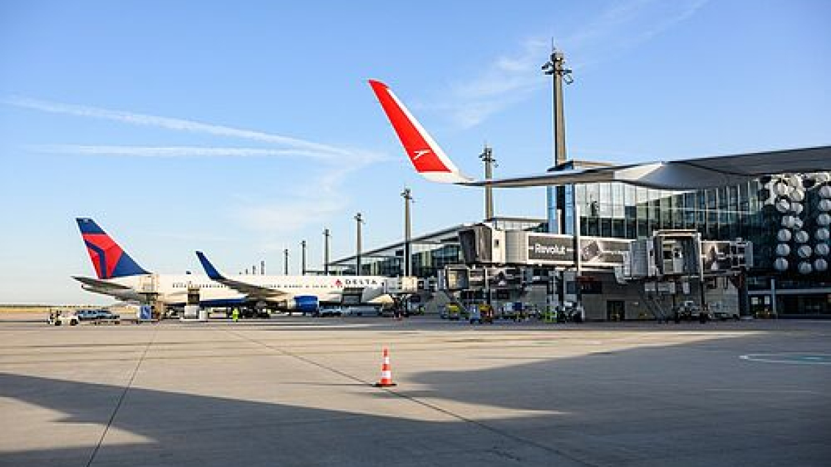 csm_Symbolbild_Flughafen_Berlin_Brandenburg_BER_Tobias_Bosina_3ab1302abd