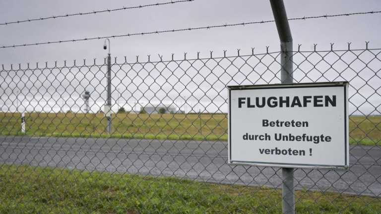 erneuter-sicherheitsvorfall-am-flughafen-leipzighalle-1792326223