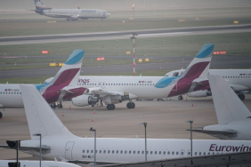 eurowings-maschinen-am-boden-20261016-155808