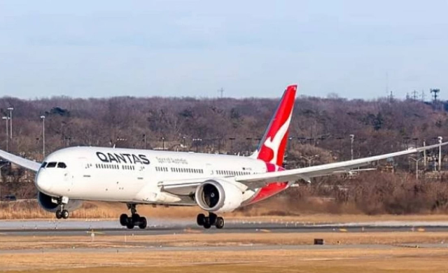 gulfnews2F2026-10-142Felitj5692FQantas