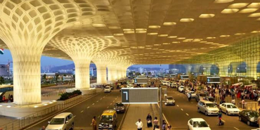 Mumbai ve Navi Mumbai havalimanları arasındaki uluslararası uçuş taşıma planını gösteren havalimanı görüntüsü