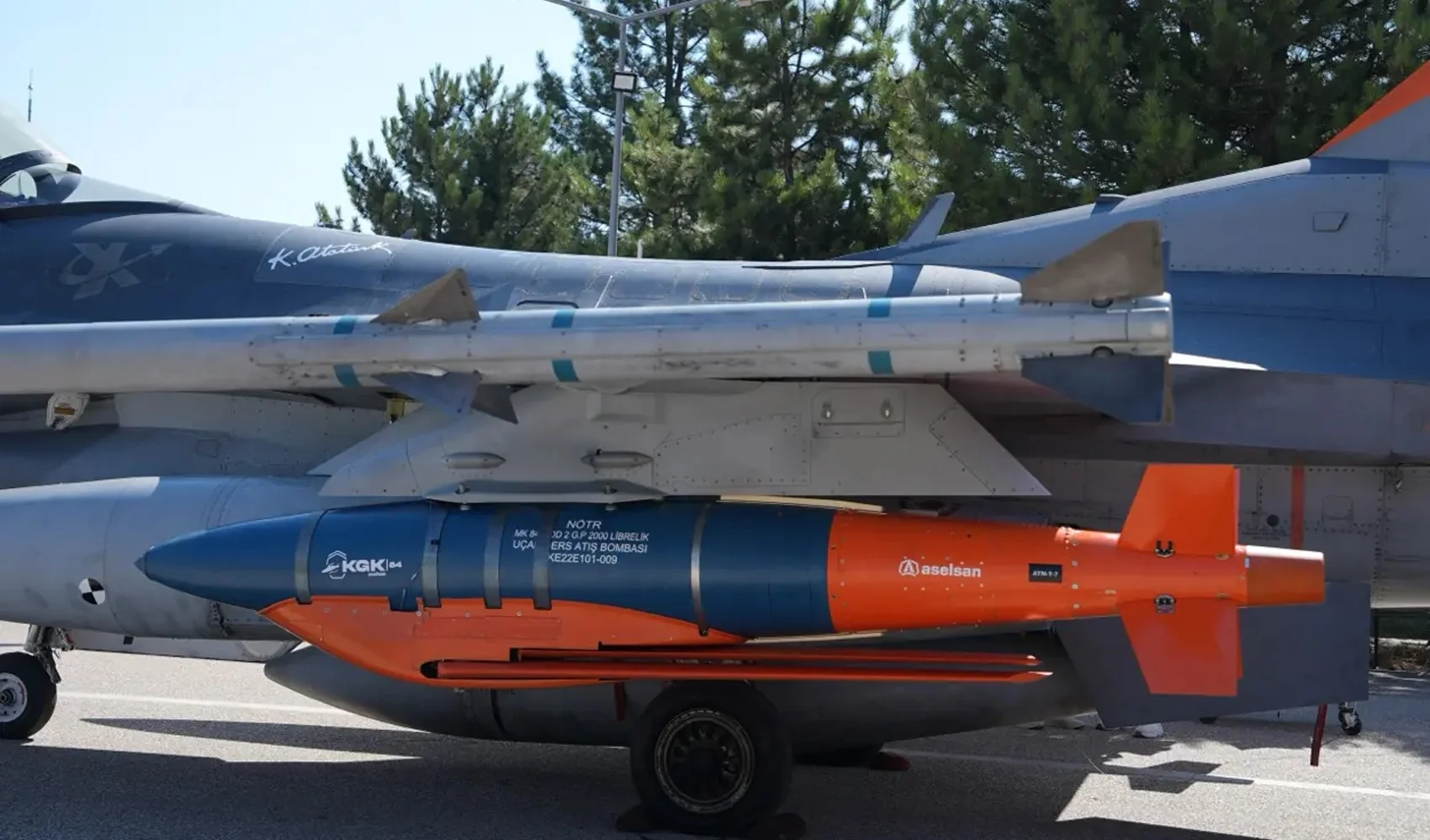 ASELSAN'ın 100 Kilometre Menzilli KGK-84'ü F-16 Testini Başarıyla Geçti