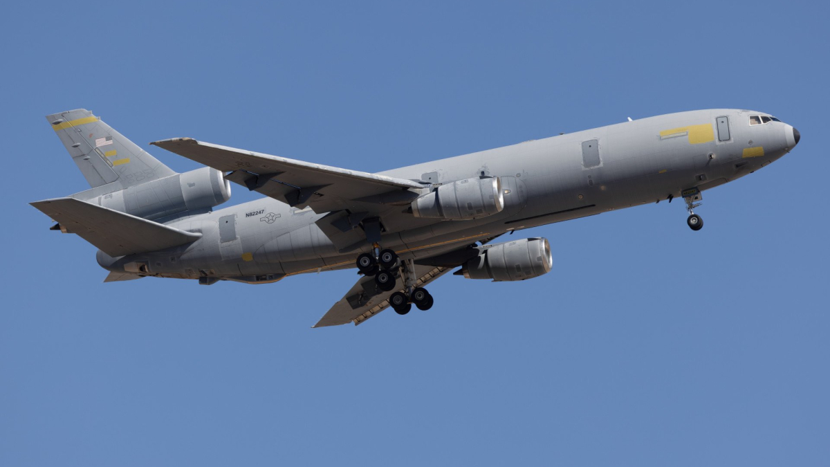 kc-10a-omega-air-retired-usaf