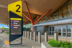 Pittsburgh Havalimanı’nda güvenlik sonrası açık hava terası 13 Havayolları 20 rotayı iptal new-terminal-at-pittsburgh-international-airport