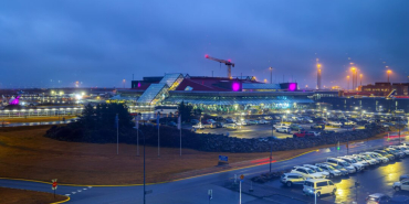 Reykjavik,,Iceland,-,November,05.,2024:,The,Night,Scene,Of