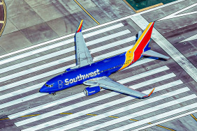 Southwest kabin memuru, evcil hayvan politikası için dava açtı 13 Havayolları Ryanair southwest-airlines-boeing-737-700