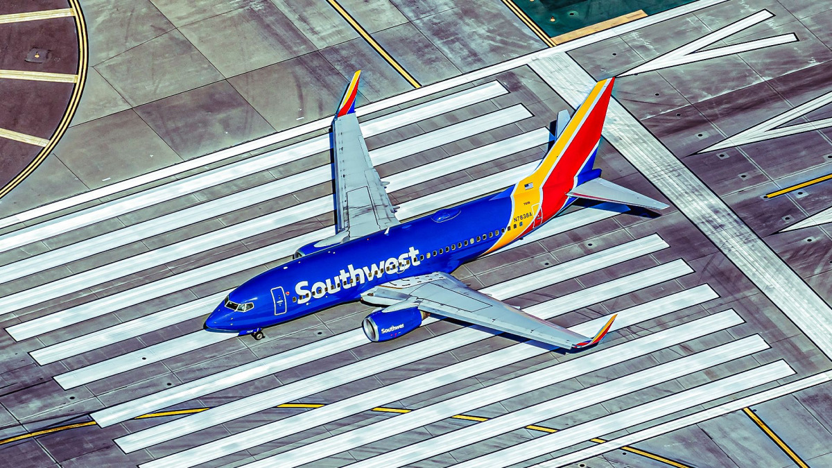 Southwest kabin memuru, evcil hayvan politikası için dava açtı 8 Kaza ve Olaylar Havacılık Haberleri Nijerya Hava Kuvvetleri southwest-airlines-boeing-737-700