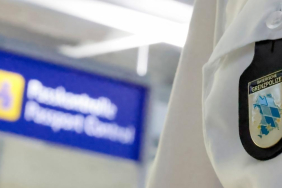 Memmingen Havalimanı’nda iki yolcu uçuşa alınmadı 11 İstanbul Havalimanı Haberleri İstanbul Havalimanı streit-boarding-flughafen-memmingen-passgiere